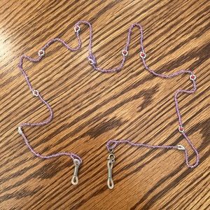 Beaded eyeglass lanyard